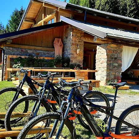 Chalet Chapeau Rar Castel Condino Zewnętrze zdjęcie