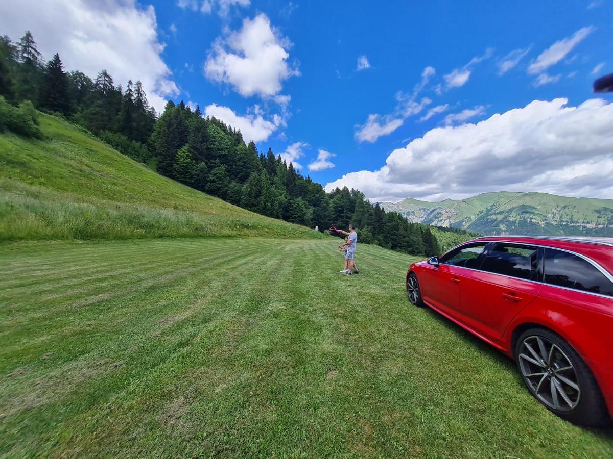 Chalet Chapeau Rar Castel Condino Zewnętrze zdjęcie